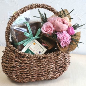 花とパウンドケーキのセット