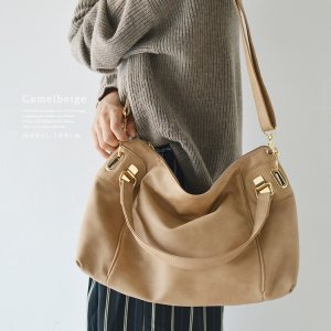 ヴィータフェリーチェ（Vita Felice） ショルダーバッグ