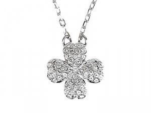 スワロフスキー（SWAROVSKI） クローバーネックレス