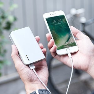 モバイルバッテリー