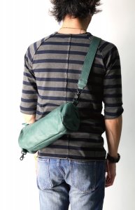 バトラーバーナーセイルズ（Butler Verner Sails） 革ショルダーバッグ