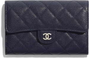 クラシック フラップ ウォレット