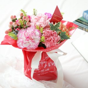 カーネーションのアレンジメント