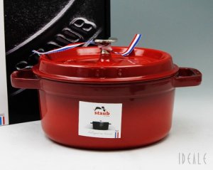STAUB（ストウブ）のホーロー鍋