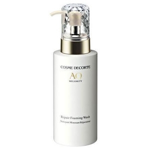 コスメデコルテ（COSME DECORTE）