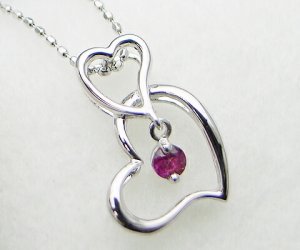 ミーライズ（Me RIZE） ルビーネックレス