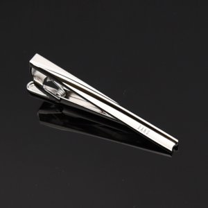 名入れネクタイピン