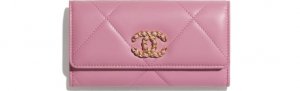 CHANEL 19 フラップ ウォレット