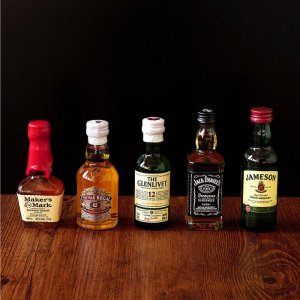 ミニボトルの飲み比べセット