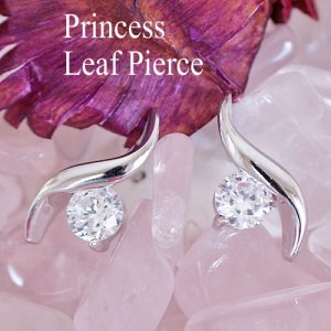 クレメンティア・デコール（Clementia Decor） ピアス