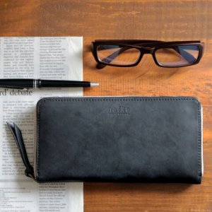 ナフカ（nafka） 革長財布