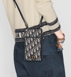 30 MONTAIGNE ロングウォレット