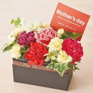 カーネーションのフラワーボックス