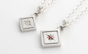 フィス（FISS） ネックレス