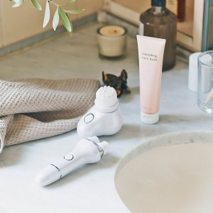 電動洗顔ブラシ