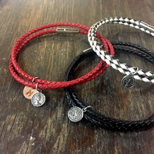 レザーブレスレット