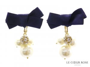 ルクールロゼ（LE COEUR ROSE） リボンイヤリング