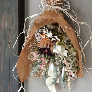 横浜 花まりか（Hana Marika） ドライフラワースワッグ