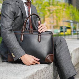 ブリーフケース