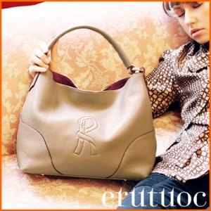 ロベルタ ディ カメリーノ（Roberta di Camerino） 本革トートバッグ