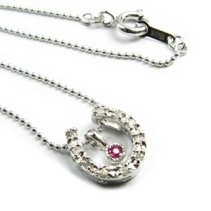 フィス（FISS） ネックレス