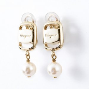 サルヴァトーレ フェラガモ（Salvatore Ferragamo） イヤリング