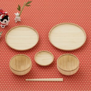 agney*（アグニー）