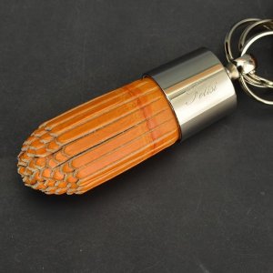 エンボスレザー タッセル キーリング