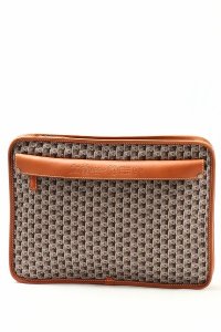 フェリージ（Felisi） クラッチバッグ