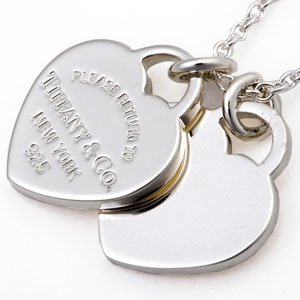 リターン トゥ ティファニー ミニ ダブル ハートタグ ペンダント