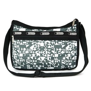 レスポートサック（LeSportsac） 旅行用持ち歩きバッグ