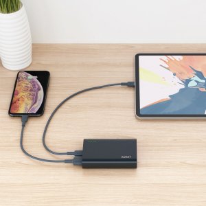 モバイルバッテリー