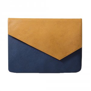 トランジック（TRANSIC） クラッチバッグ