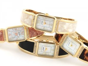 ジェイアクシス（J-AXIS） 腕時計