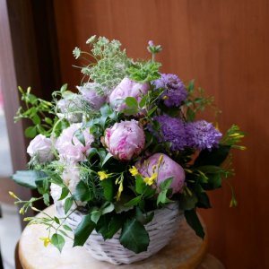 シャクヤクのフラワーアレンジメント