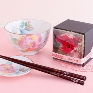 プリザーブドフラワーと食器のセット