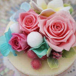 ノン フローラル スタジオ（NON FLORAL STUDIO） フラワーケーキ