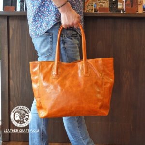 レザークラフト優（LEATHER CRAFT Y.O.U） 革トートバッグ