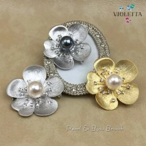 ヴィオレッタ（VIOLETTA） ブローチ