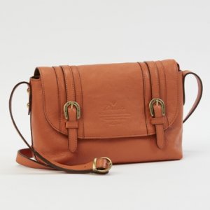 ダコタ（Dakota） 革ショルダーバッグ