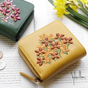 シビラ（Sybilla） 二つ折り財布