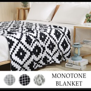 デビリッシュトーキョー（DEVILISH TOKYO） ひざ掛け・ブランケット