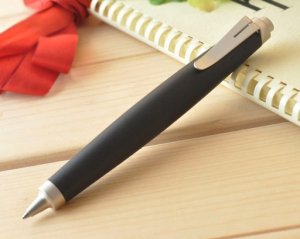 ボールペン