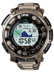 カシオ プロトレック （CASIOPRO TREK ）チタン腕時計
