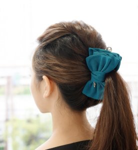 ヘアアクセサリー