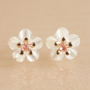 Cafe Fragrant Olive ピアス