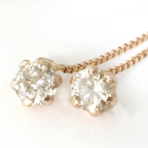 ピアス・イヤリング