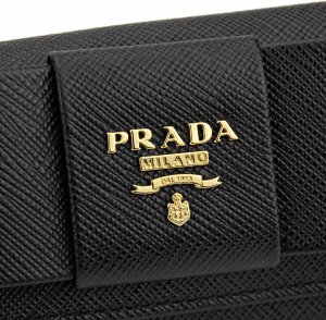 サフィアーノ フィオッコ キーケース