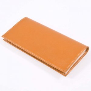 ブリティッシュグリーン（BRITISH GREEN） 革長財布