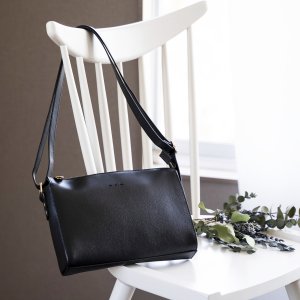 ショルダーバッグ